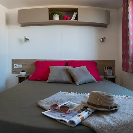אתר קמפינג Officiel Siblu La Carabasse 4*
